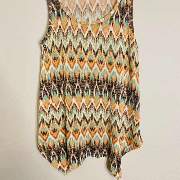 Absolutely Famous- Western Pattern BOHO Tank- M - Picture 2 of 9